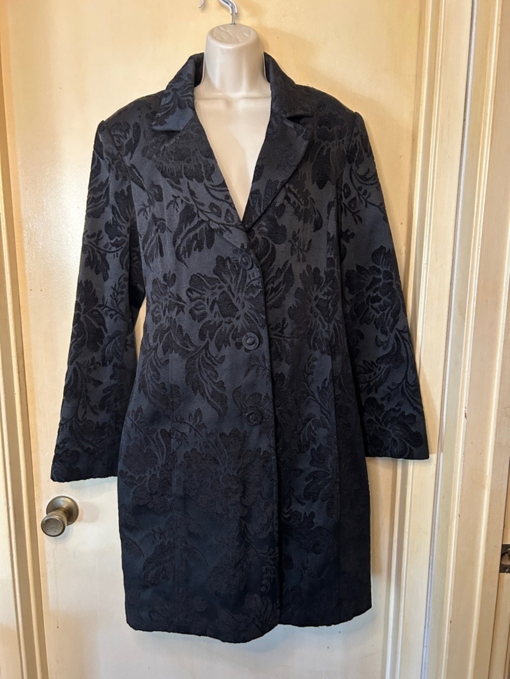 Merona Black Floral Jacquard Long Trench Coat size L